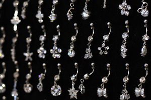 The Silver Daisy - Body Jewelry